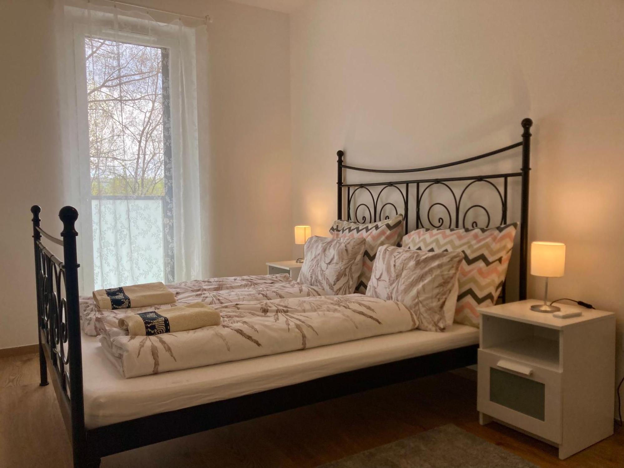 Apartament Westside - Modern & Peaceful - Free Garage!
